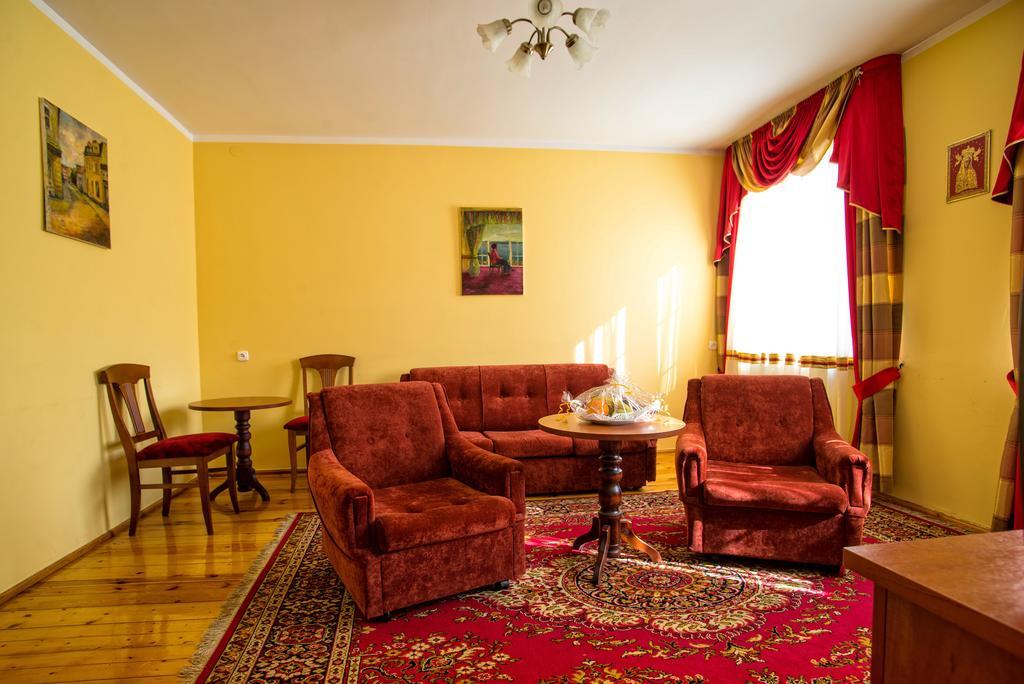 Hotel Adalbertus Gniezno Habitación foto